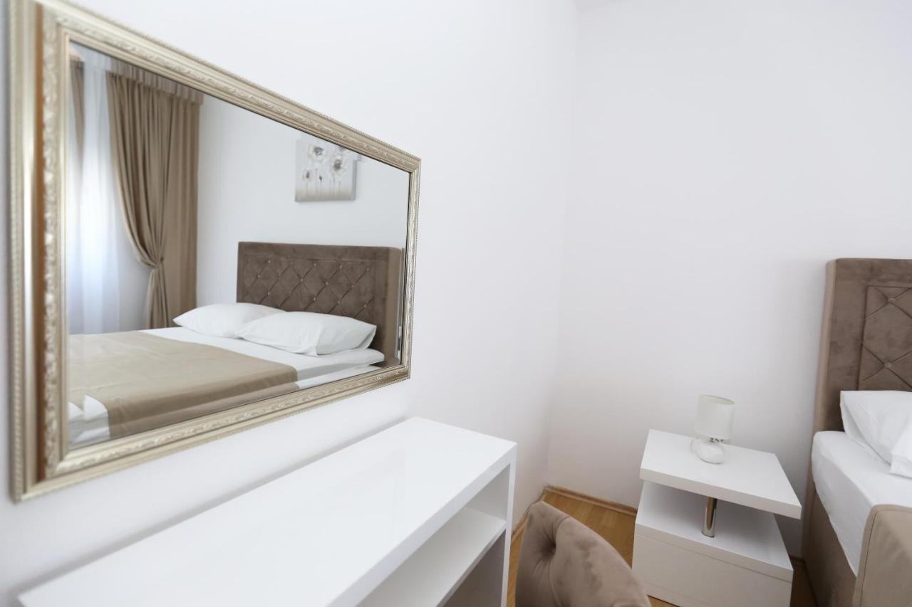 Apartmani Guto ポドストラナ エクステリア 写真