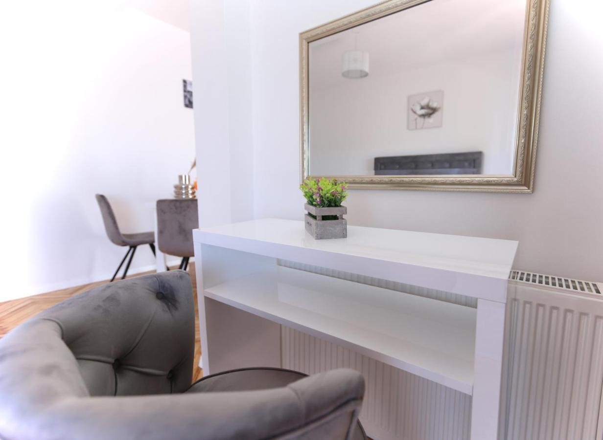 Apartmani Guto ポドストラナ エクステリア 写真