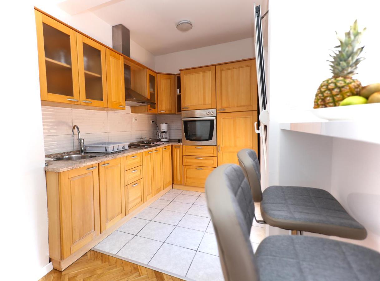 Apartmani Guto ポドストラナ エクステリア 写真